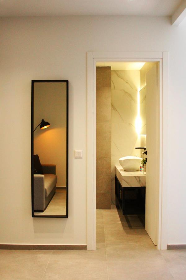 K58 Luxury Monastiraki Metro Station Acropolis Jacuzzi